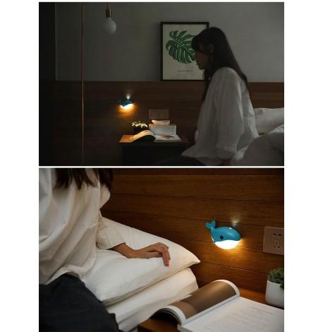 Світильник-нічник з датчиком руху "Кит"