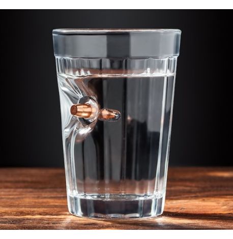 Граненый стакан с пулей 7.62 мм