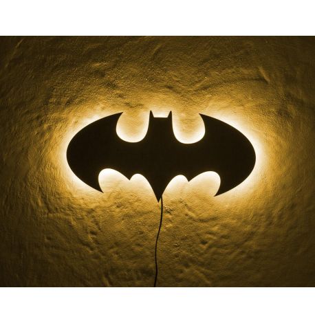 Настінний світильник Batman (жовте світло)