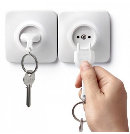 Ключница настенная и брелок для ключей Unplug Qualy (белый)