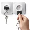 Ключница настенная и брелок для ключей Unplug Qualy (белый-черный)
