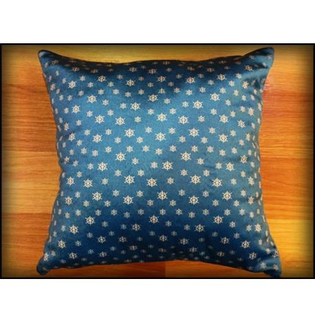 Светящаяся подушка "Снежинки"