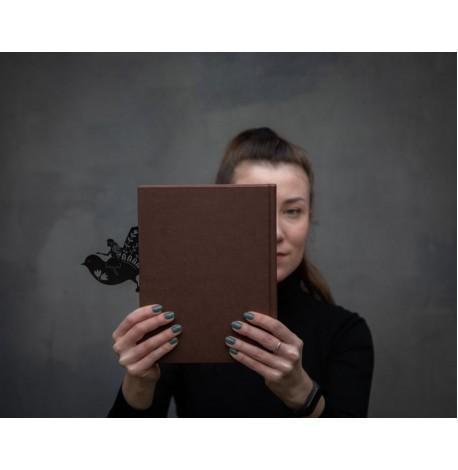 Закладка для книг "Принцесса на лебеде 2" (черная)