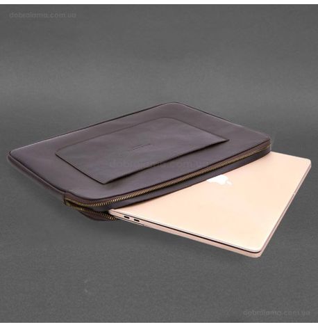 Кожаный чехол для ноутбука на молнии с карманом и хлястиком 29.1 (темно-коричневый)