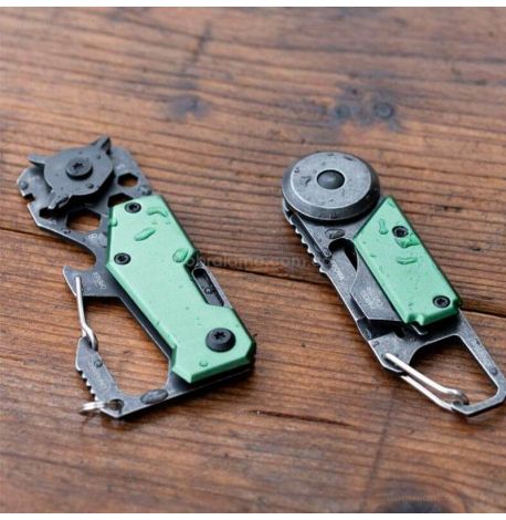 Мультитул 10-в-1 Troika Toolinator Card (зеленый)