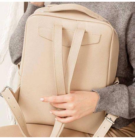Городской кожаный женский рюкзак Cooper (бежевый)