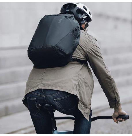 Рюкзак Thule Tact Backpack 21L Black з відділенням для ноутбука (чорний)