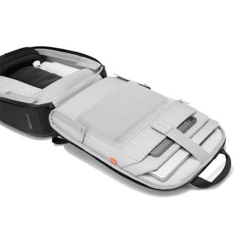 Рюкзак-антикрадій XD Design Bobby Edge (чорний)