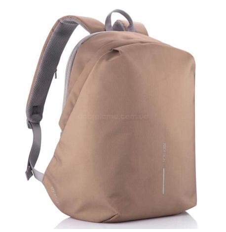 Городской рюкзак-антивор XD Design Bobby Soft (светло-коричневый)