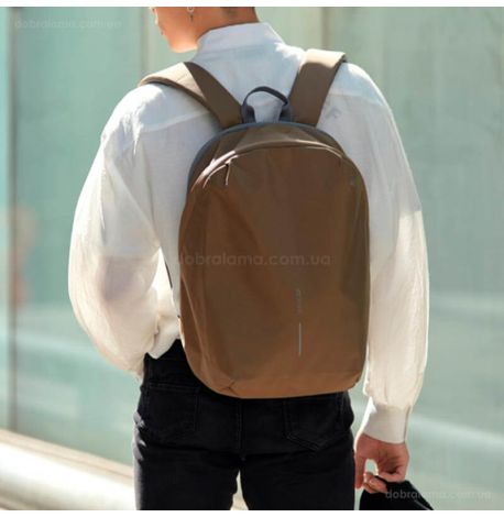Городской рюкзак-антивор XD Design Bobby Soft (светло-коричневый)
