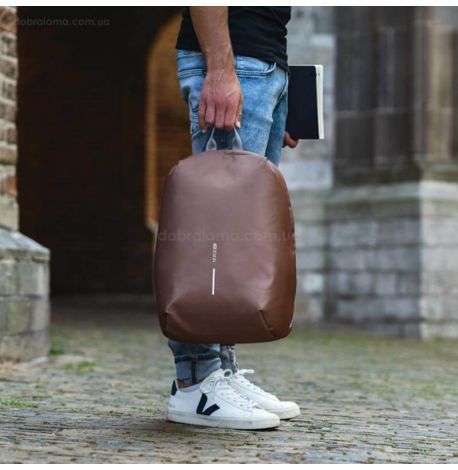 Городской рюкзак-антивор XD Design Bobby Soft (светло-коричневый)