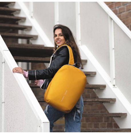 Міський рюкзак-антизлодій XD Design Bobby Soft (жовтий)