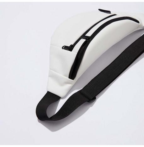 Поясная сумка-бананка белая кожаная