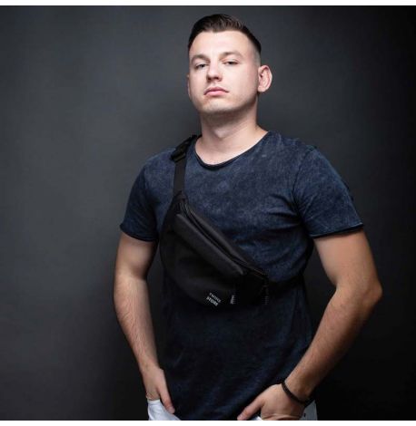 Поясная сумка-бананка черная большая