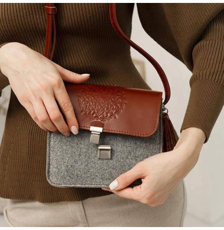 Жіноча фетрова сумка зі шкіряними вставками «Лілу» (сіра-коричнева)