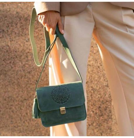 Женская кожаная сумка "Лилу" (зеленая)