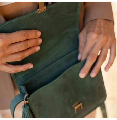 Женская кожаная сумка "Лилу" (зеленая)