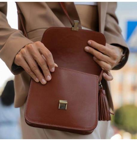 Женская кожаная сумка "Лилу" (светло-коричневая)