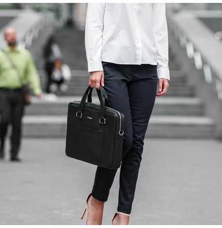 Кожаная сумка для ноутбука и документов (черная)