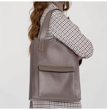 Кожаная женская сумка «Бэтси» с карманом (темно-бежевая)