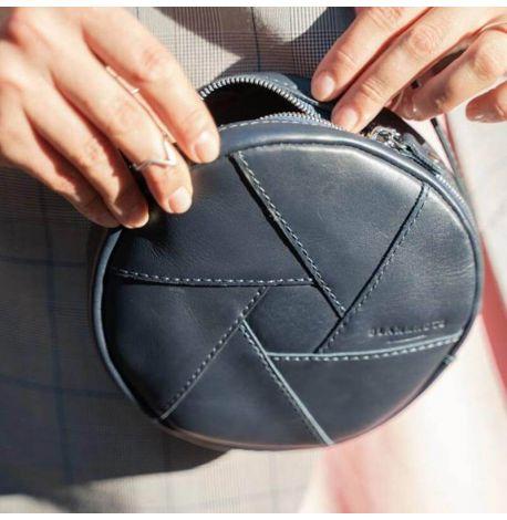 Женская кожаная сумка "Бон-бон" (темно-синяя) кожа krast