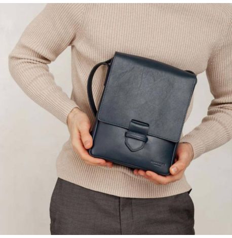Мужская кожаная сумка-мессенджер Esquire (темно-синяя)