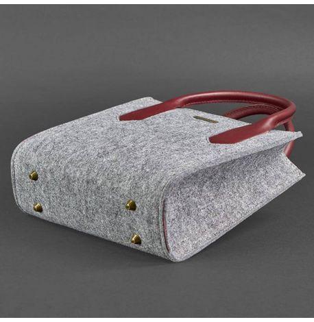 Женская фетровая сумка кросс-боди с кожаными вставками (серая-бордовая)