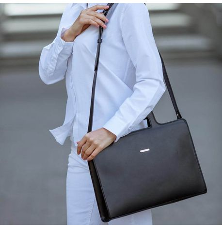 Кожаная сумка для ноутбука и документов (черная) кожа Krast