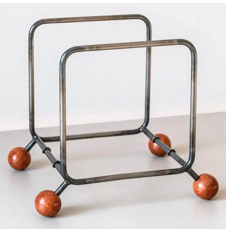 Підставка для вінілових платівок з дерев'яними ніжками