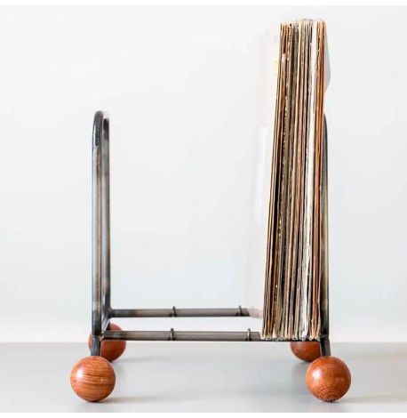 Підставка для вінілових платівок з дерев'яними ніжками