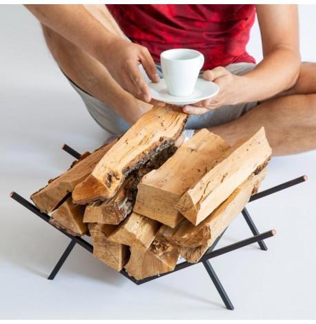 Стильная подставка для дров