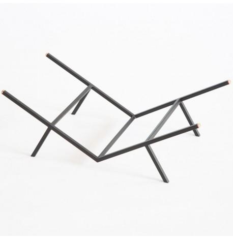 Стильная подставка для дров