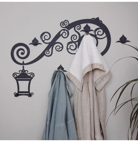 Настінна вішалка для одягу Lantern (чорна), 70х55 см