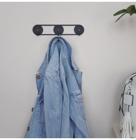 Настінна вішалка для одягу Orbis (чорна), 25х5 см