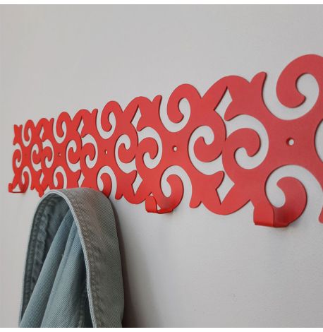 Настінна вішалка для одягу Pattern (червона), 58х12 см