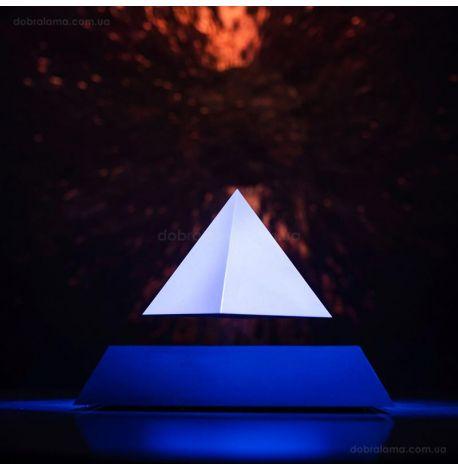 Левітуюча піраміда Flyte Py Black-White (з підсвіткою)
