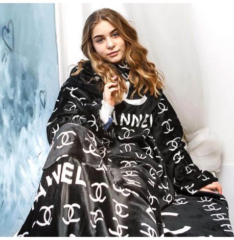 Плед с рукавами из микрофибры "Шанель" 200х160 см