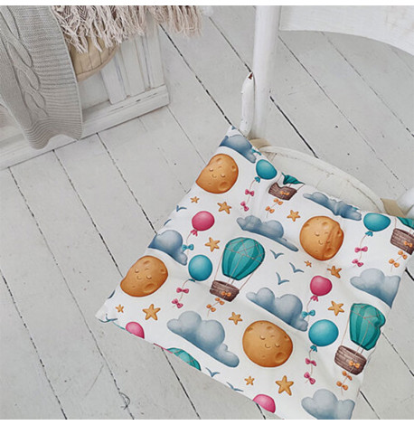 Подушка на стул с завязками «Шары»