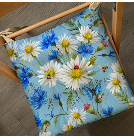 Подушка на стул с завязками «Васильки и ромашки»