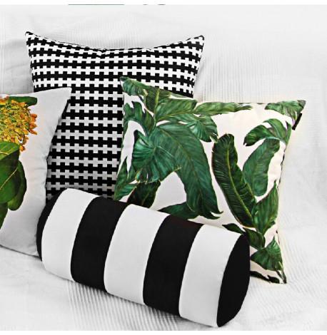 Подушка-валик "Бело-черные полосы"
