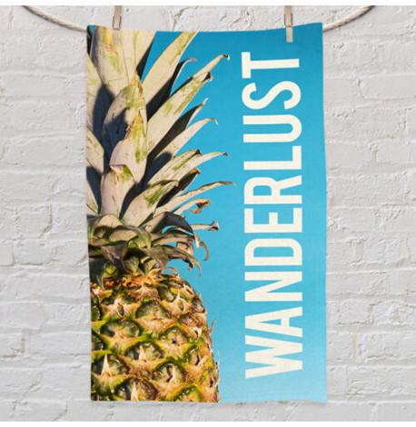 Полотенце с принтом Wanderlust pineapple