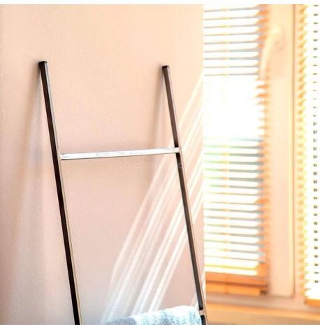 Напольная вешалка-лестница для полотенец