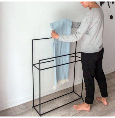 Підлогова стійка-вішалка для пледів та рушників