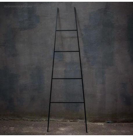 Напольная пирамидальная вешалка-лестница для пледов и полотенец