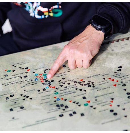 Скретч-карта гірських вершин «Карпати» 82х58 (українська мова) у тубусі