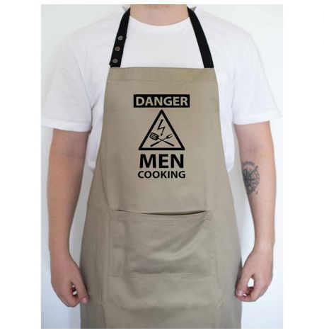 Мужской фартук Danger men cooking (бежевый)