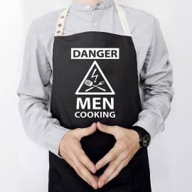 Чоловічий фартух Danger men cooking (чорний)