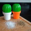 Млинок для перцю або солі Tasty Cactus Qualy (помаранчева-зелена)