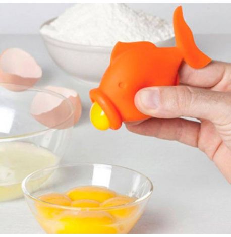 Прилад для відділення жовтка YolkFish Peleg Design