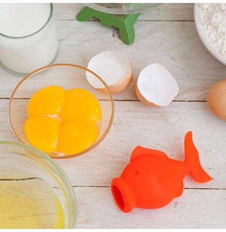 Прилад для відділення жовтка YolkFish Peleg Design